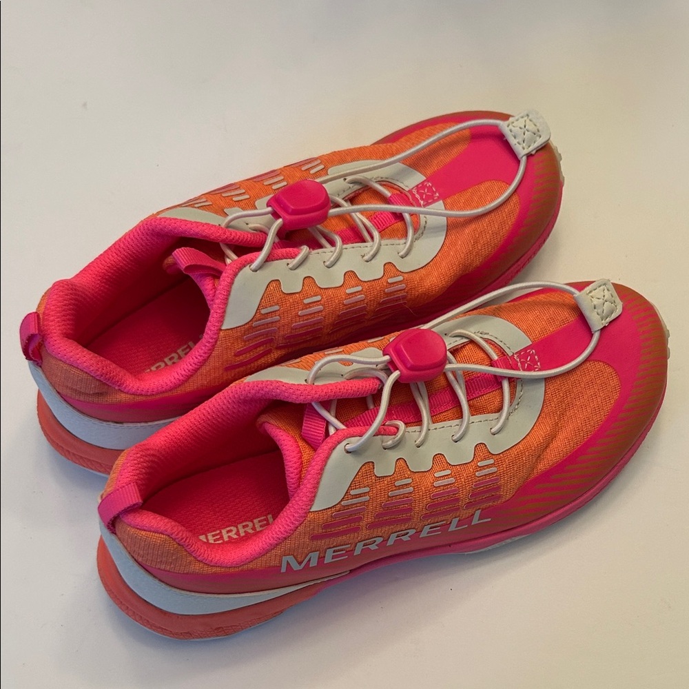 Merrell Youth Girls Agility Peak Vibrant Pink and Orange Sneakers - Picture 2 of 16